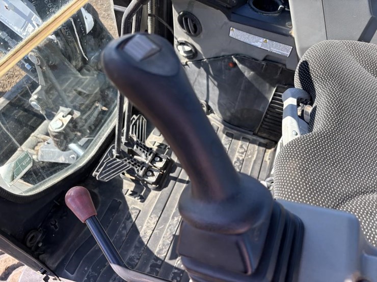 2022-bobcat-e42-image-31