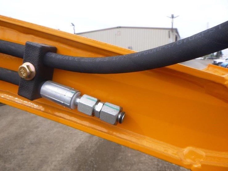 vicsec-vc13-hydraulic-excavator-image-13