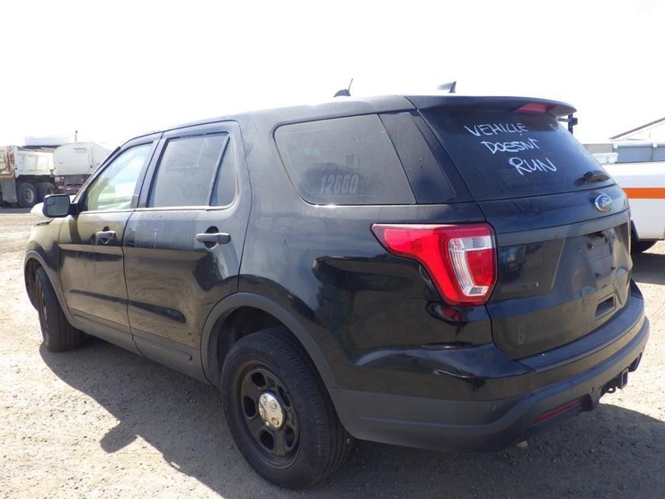 2018-ford-explorer-image-4