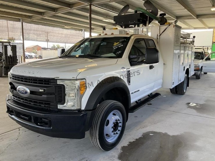 2017-ford-f550-image-4