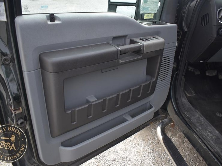 2014-ford-f250-sd-xlt-image-31