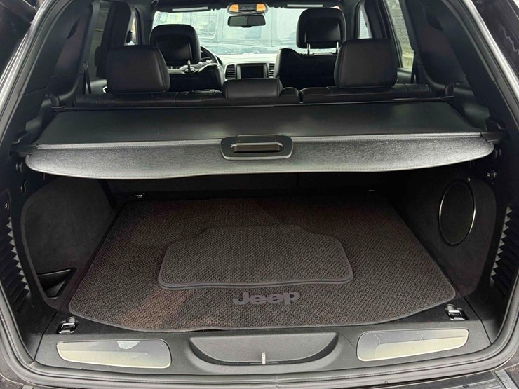 2015-jeep-grand-cherokee-image-4