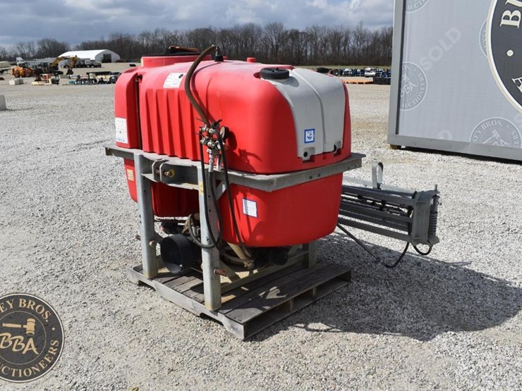 3pt-sprayer-200-gallon-42649-image-6