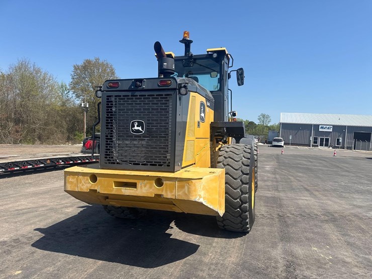 2022-john-deere-644-image-6