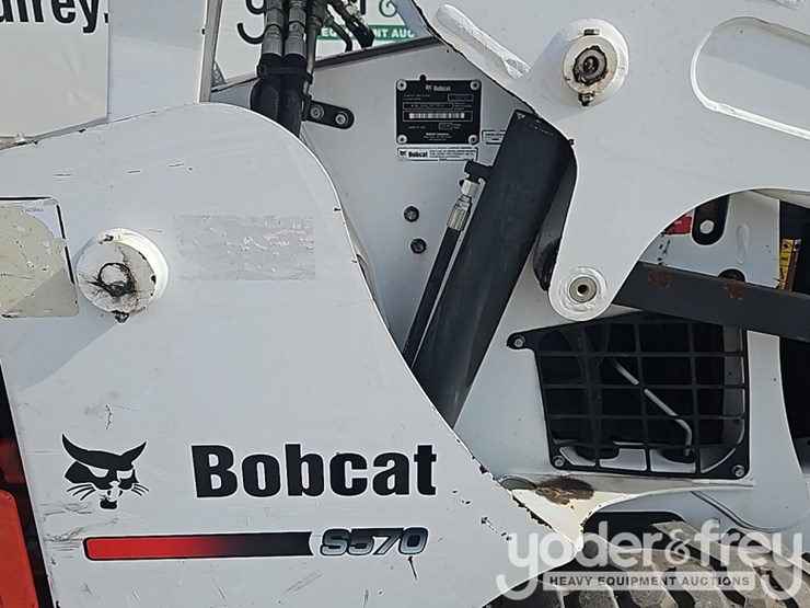 2019-bobcat-s570-image-9