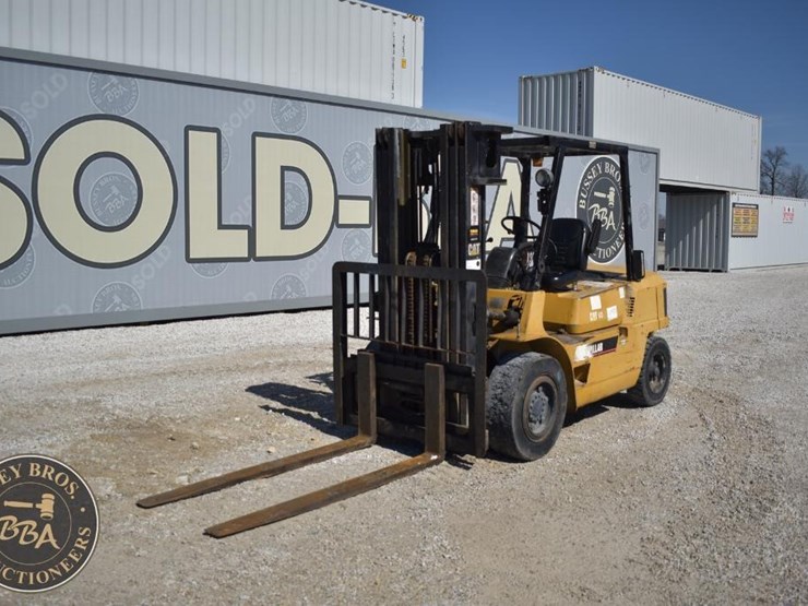 1995-caterpillar-dp40-image-1