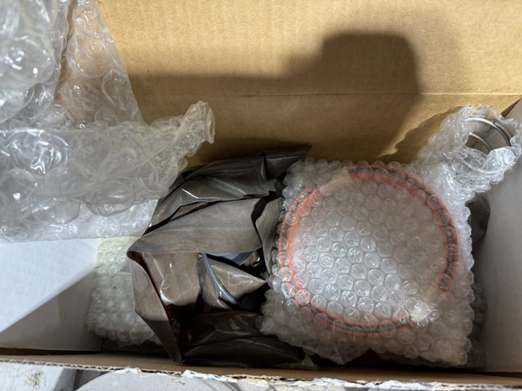 7-shelve-section-of-ofm-600-triplex-pump-parts,-plug-valve-kits-image-4