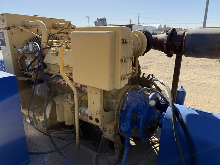 gardner-denver-pa8y-10k-wp-triplex-wel-service-pump-p/b-caterpillar-3408dita-mtd-on-1998-atoka-3-axl-image-6