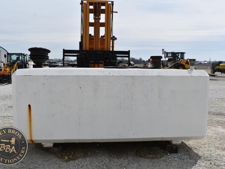 fuel-tank-concrete-42675-image-10