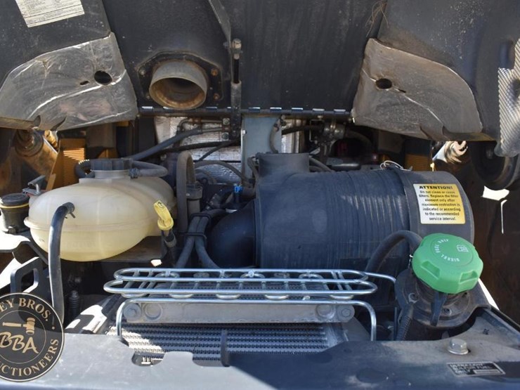 2023-deere-333g-image-45