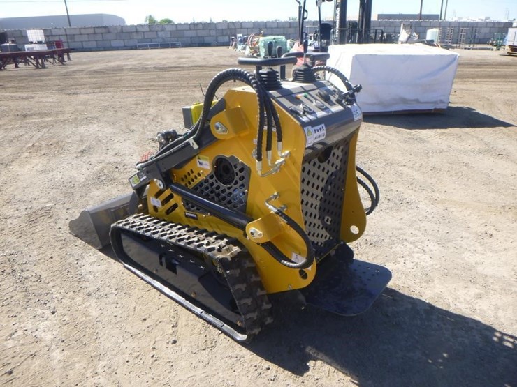 sdlanch-sdll60-skid-steer-track-loader-image-4
