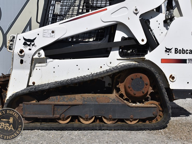 2016-bobcat-t650-image-36