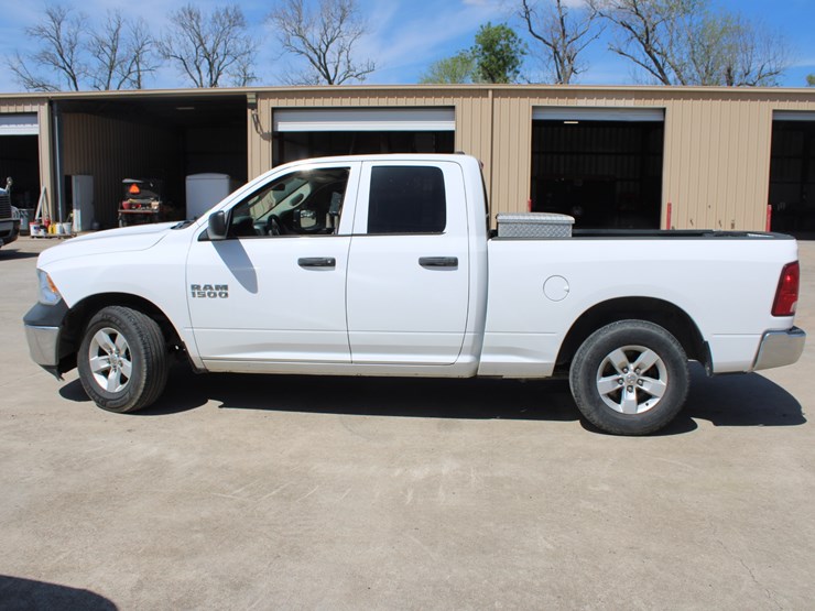 2017-dodge-ram-1500-image-1