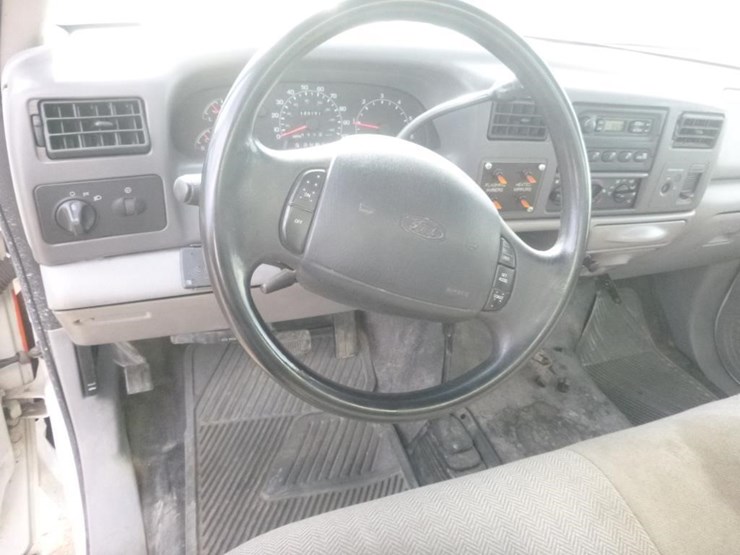 2001-ford-f450-image-22