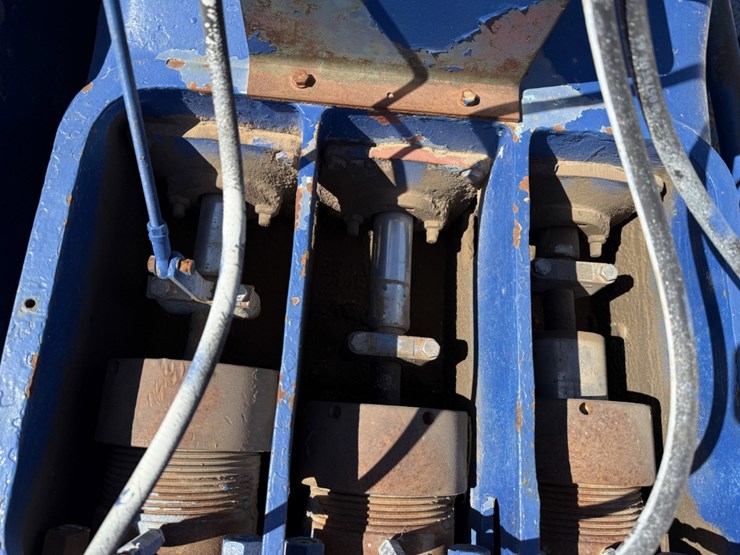 gardner-denver-tee-5k-wp-triplex-well-service-pump-p/b-detroit-6v71-240hp,-skidded-image-7