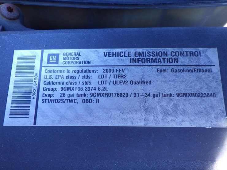 2009-cadillac-escalade-image-12