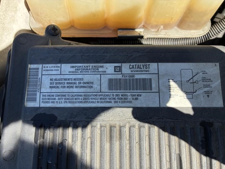 2003-chevrolet-silverado-3500-image-8