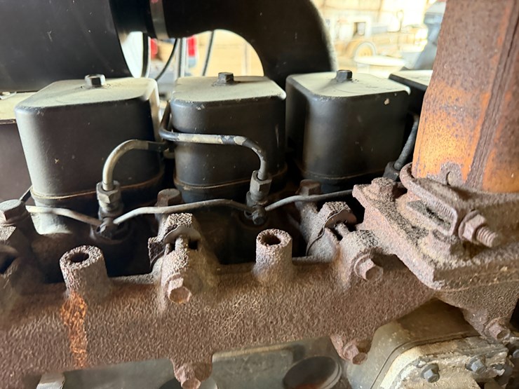 case-ih-4390-image-22