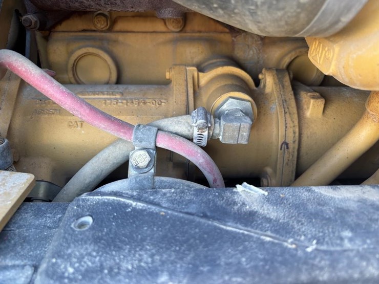 2006-caterpillar-143h-motor-grader-image-70