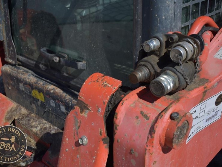 kubota-svl90-2-image-27