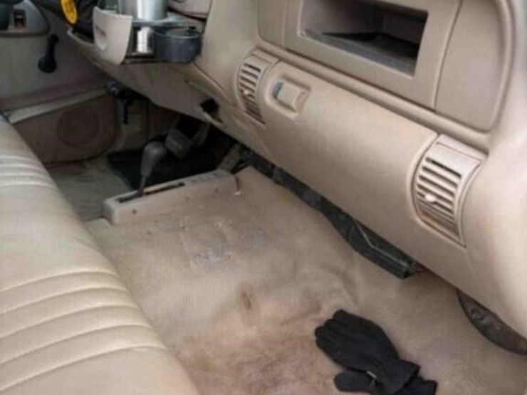 2000-chevrolet-2500-image-12