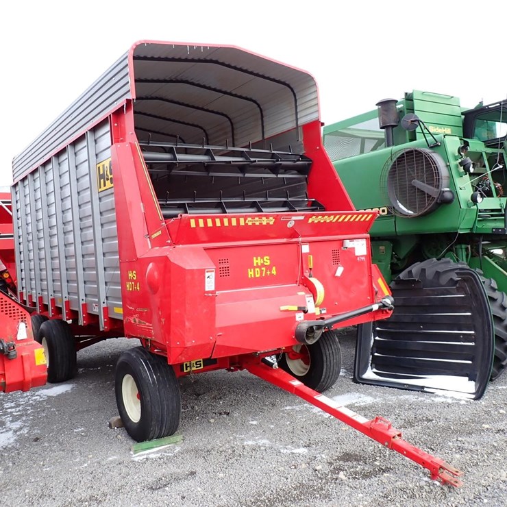 H & S HD 7+4 SILAGE WAGON 4744