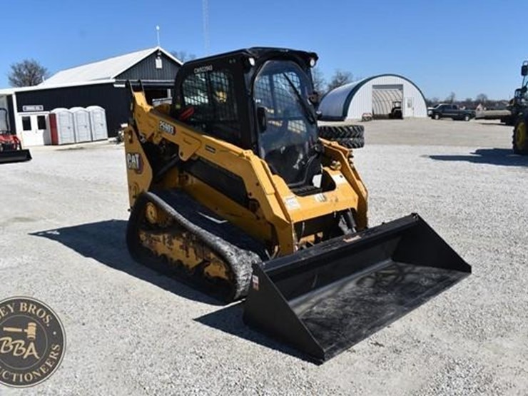 2023-caterpillar-259d3-image-21