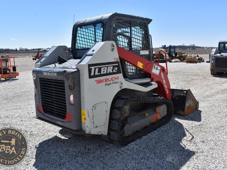 2020-takeuchi-tl8r2-image-12