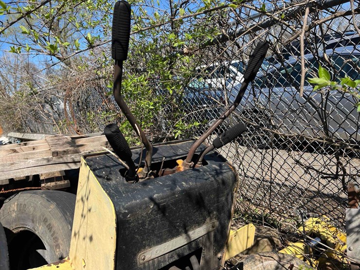 john-deere-9300-image-4