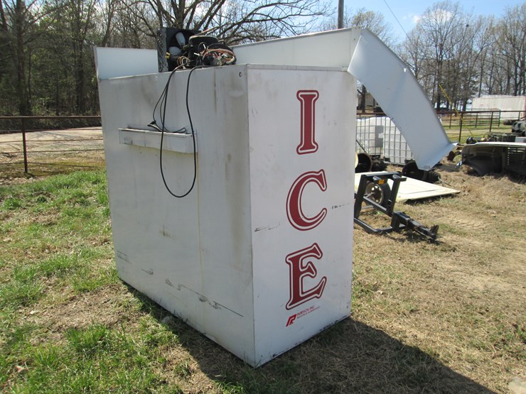 #43983-•-ice-maid-6'x3'-ice-freezer-image-3