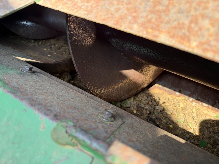 2014-john-deere-s670-image-151