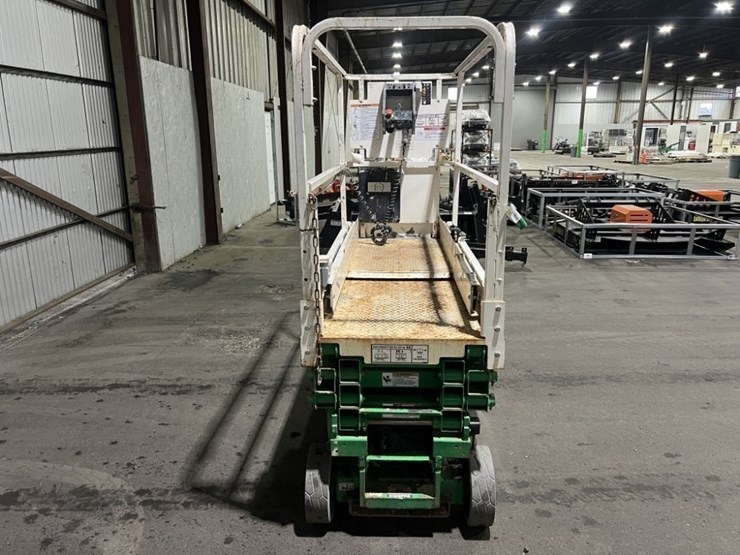 2017-jlg-1930es-image-4