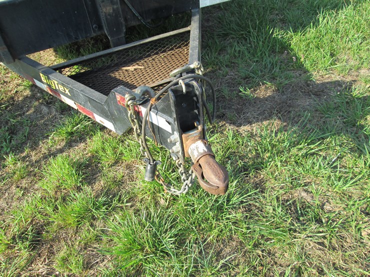 #37330-•-big-tex-20'8"-t/a-steel-pintle-hitch-tilt-bed-trailer-image-13