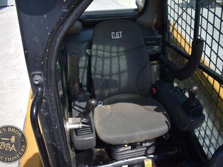 2023-caterpillar-259d3-image-36