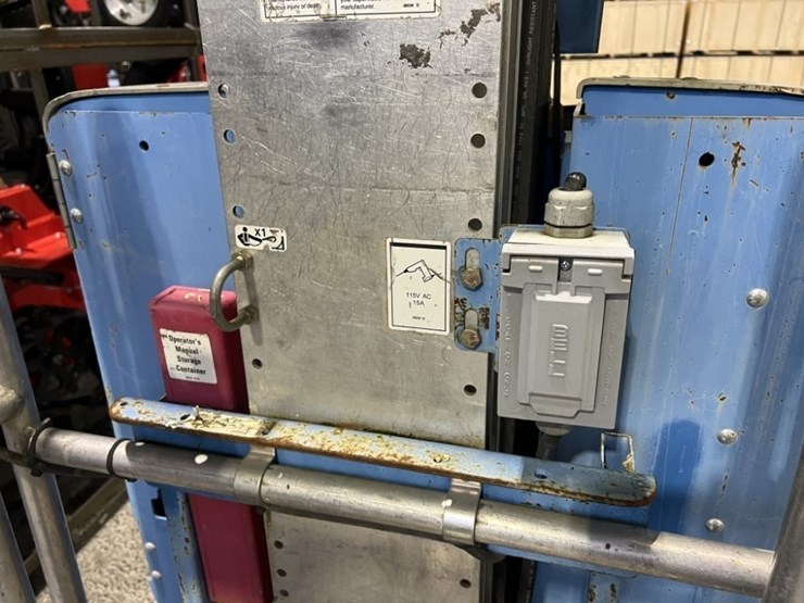 2012-genie-gr20-image-7