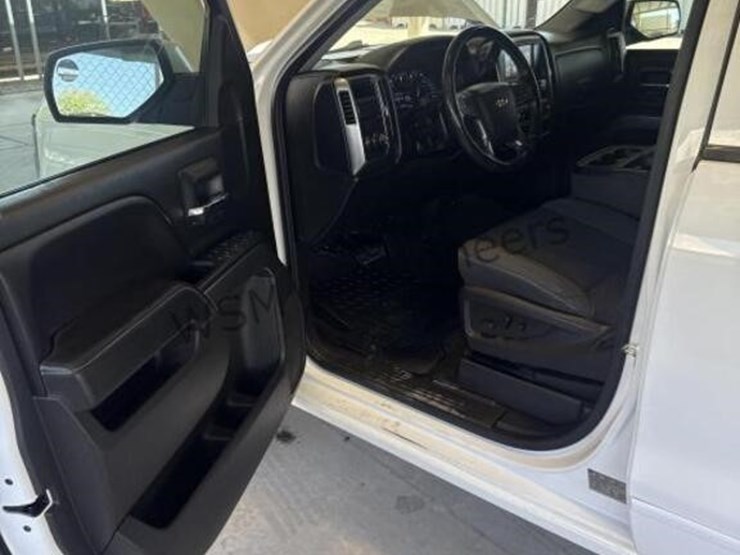 2016-chevrolet-silverado-1500-image-24