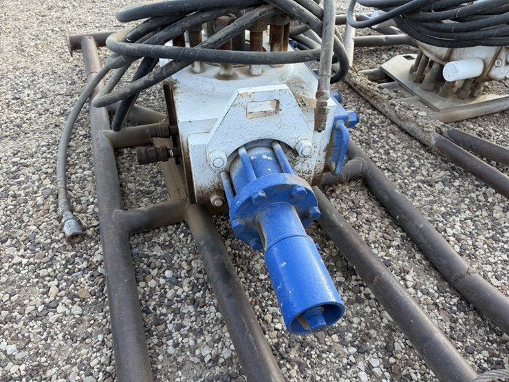 7-1/16-townsend-5m-2-3/8-sgl-stud-hydraulic-blowout-preventer,-charted-image-2