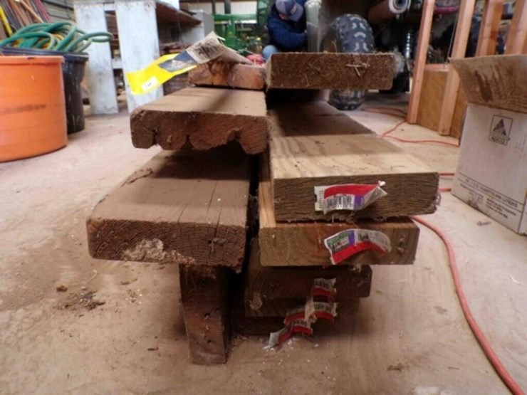 small-group-of-lumber-image-4