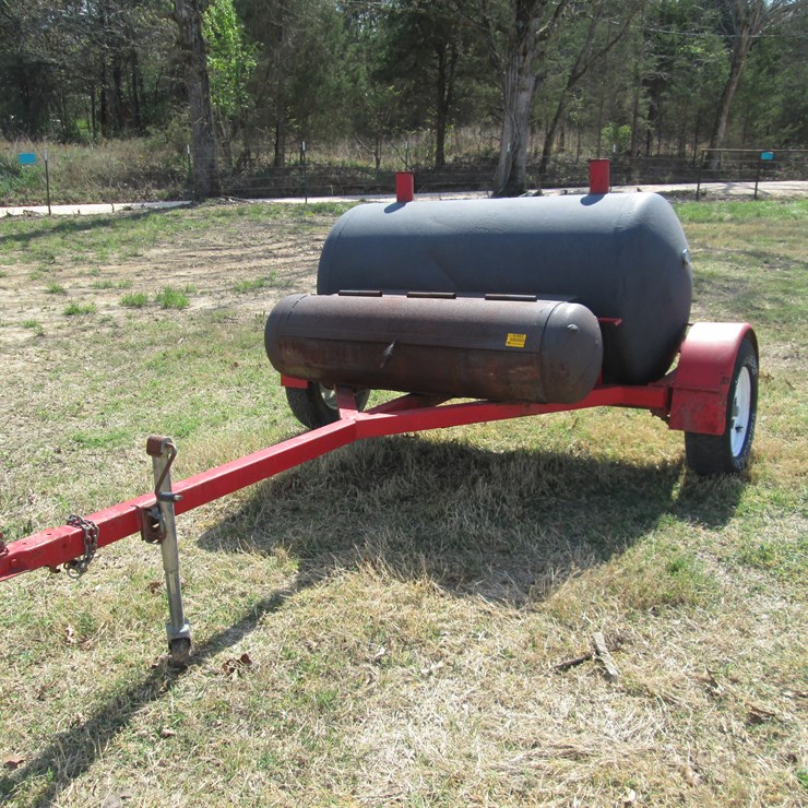 #43965 • 6'x4' Portable Smoker