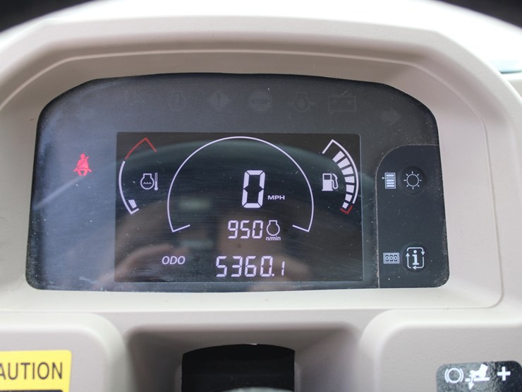 2018-john-deere-gator-image-10