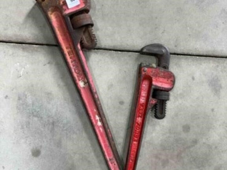 pipe-wrenches-image-1