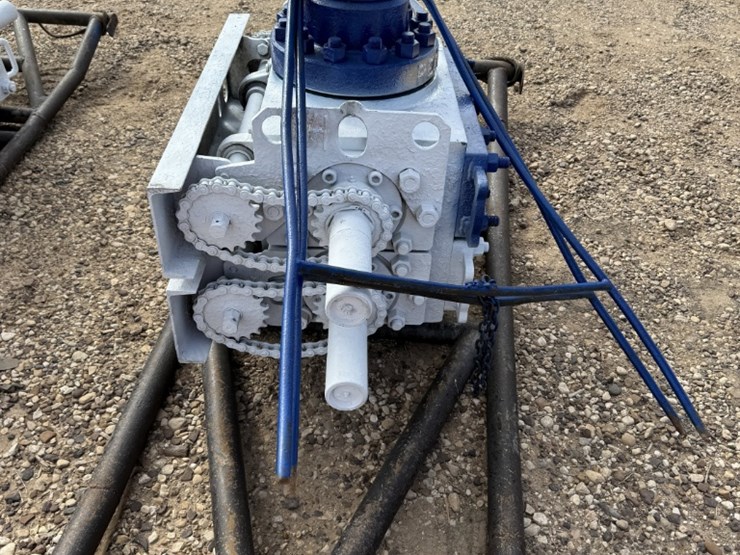 7-1/16-reedy-3m-2-3/8-dbl-manual-blowout-preventer-,-charted-image-3