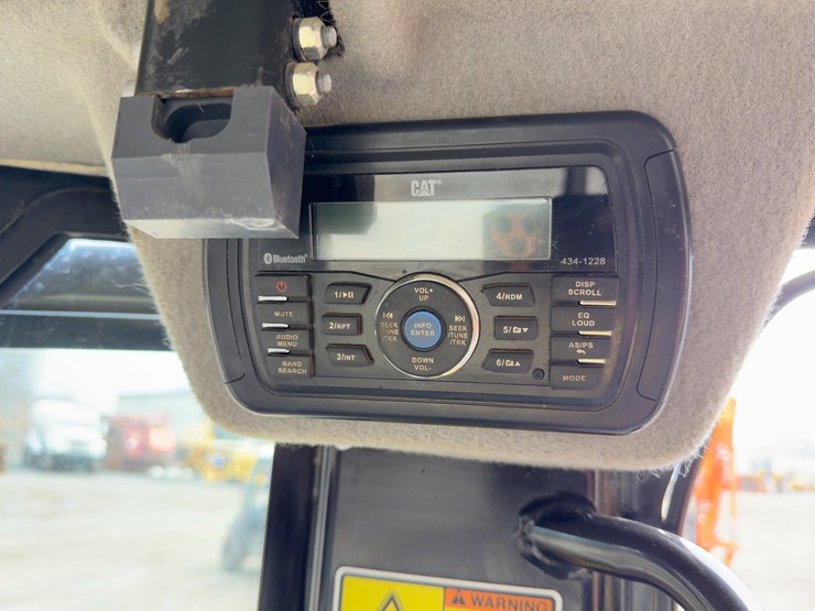 2017-caterpillar-305e2-cr-image-30