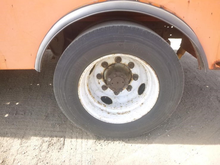 2000-international-4700-image-17