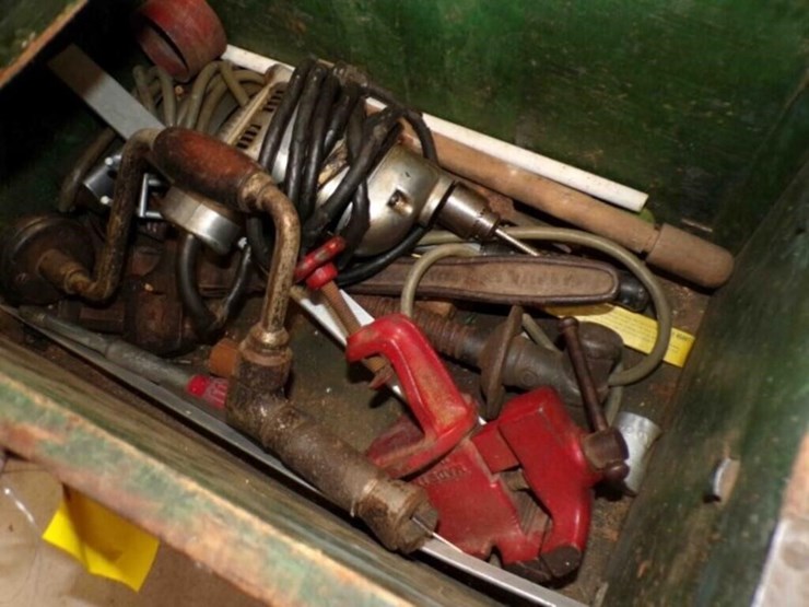 old-wood-carpenters-box-image-3