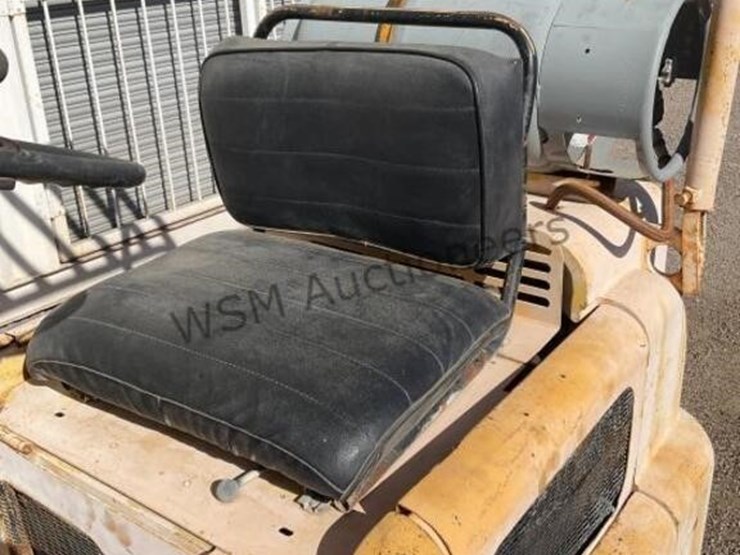 allis-chalmers-f40-24ps-image-14