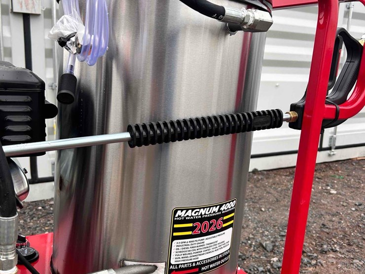 magnum-4000-series-hot-water-pressure-washer-image-9