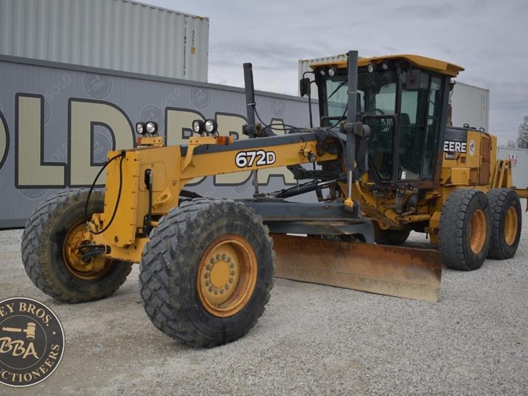 2007-deere-672d-image-1