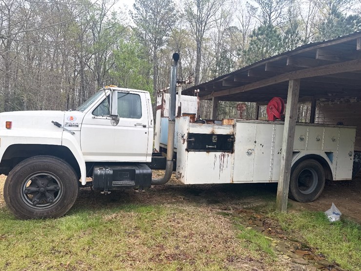 1992-ford-f600-image-1