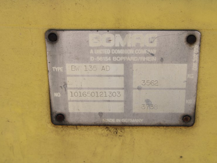 2002-bomag-bw135ad-image-6